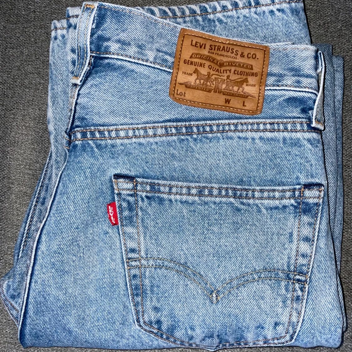 Blåa Levis jeans