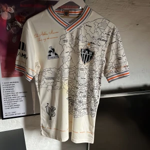 Vintage Football kit  - Brand new condition Football kit of Atlético Mineiro 