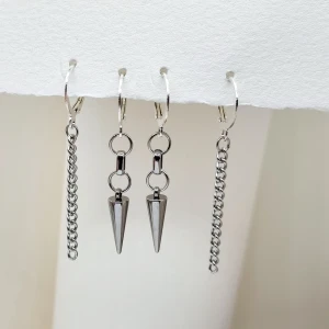 Handgjorda örhängen  - Handgjorda örhängen ● Material-rostfritt stål ●Örhängeskrokar - rostfritt stål ●Längd -4,5 och 5cm .