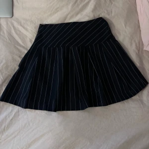Kjol - Kjol från h&m ⭐️