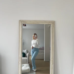 Ljusblå jeans🦦 - Ljusblå jeans från Na-kd🎀✨