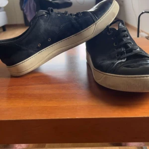 Lanvins  - Säljer mina skor pga att dom inte kommer till användning längre, skick 8/10, vid snabb affär kan pris diskuteras.  Frågor och funderingar är det bara att DMa. 