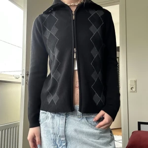 Zip up sweater turtleneck - double zip, no tag