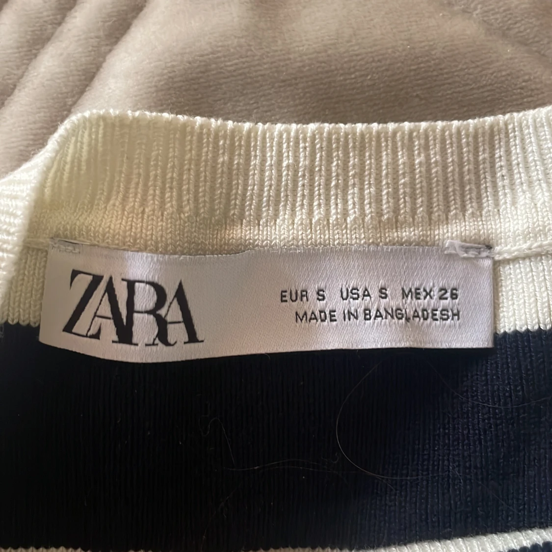 Zara kort randig 🤍 - 92