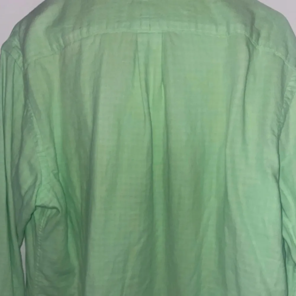Grön/limegrön skjorta Custom fit. Skjortor.