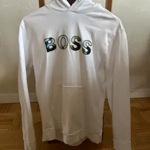 Hugo boss hoodie, storlek L, aldrig använd 