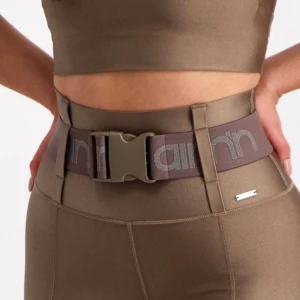 Aimn Tights  - Säljer fina tights med bälte✨️ Nya med prislapp.  