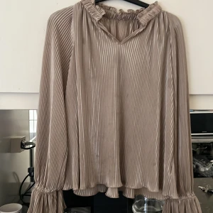 Blus - En jätte fin blus