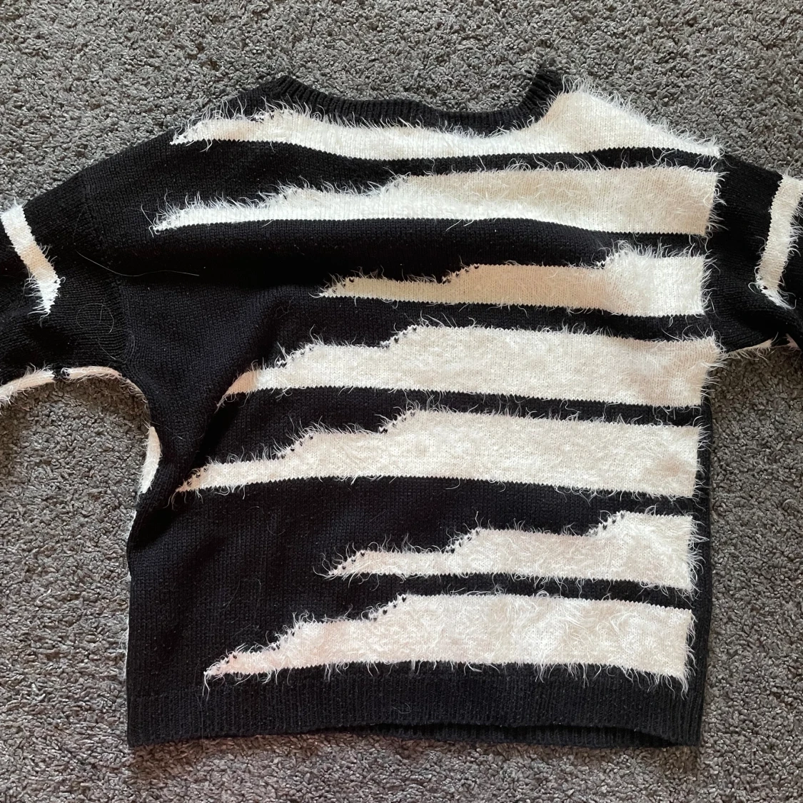 Stickad tröja - 90