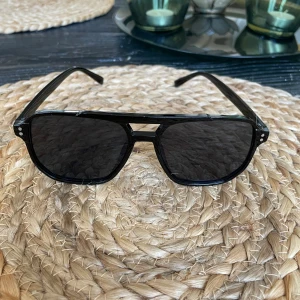 Riktigt feta glajjor🍾🍾 - Oanvända, passar alla, kan gå ner i priset vid snabb affär🍾🍾