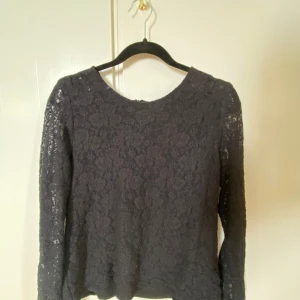 Superfin spetstopp från soul river - En jättefin spetstopp som är helt oanvänd. Pris kan diskuteras vid snabb affär