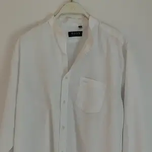 HUGO BOSS skjorta vit Storlek 42