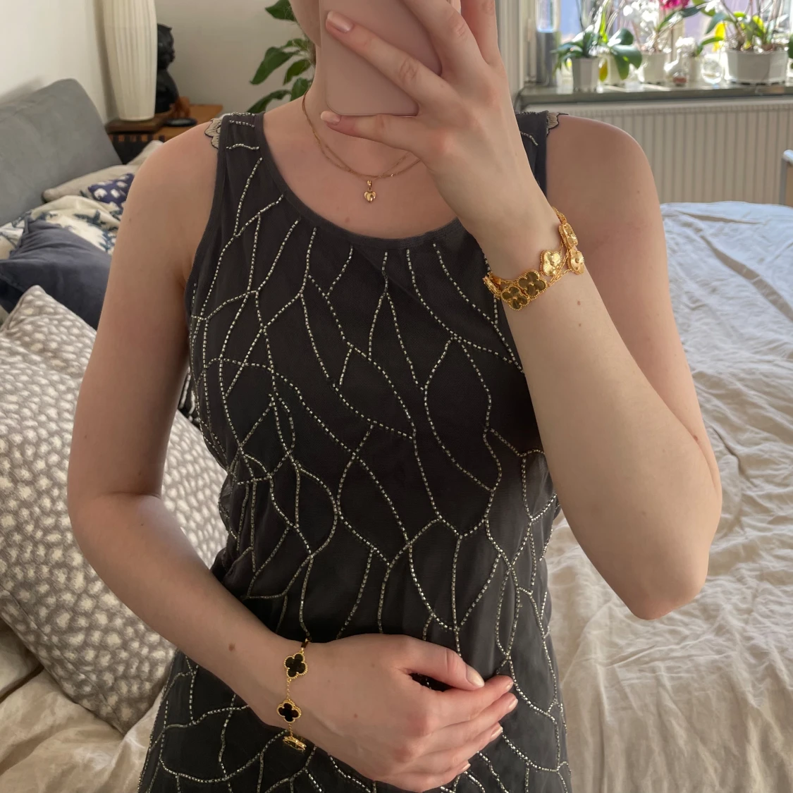 Grå klänning silver beads  - 91