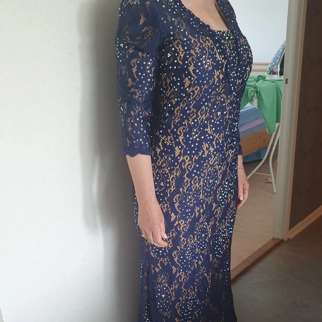 En marin blå klänning