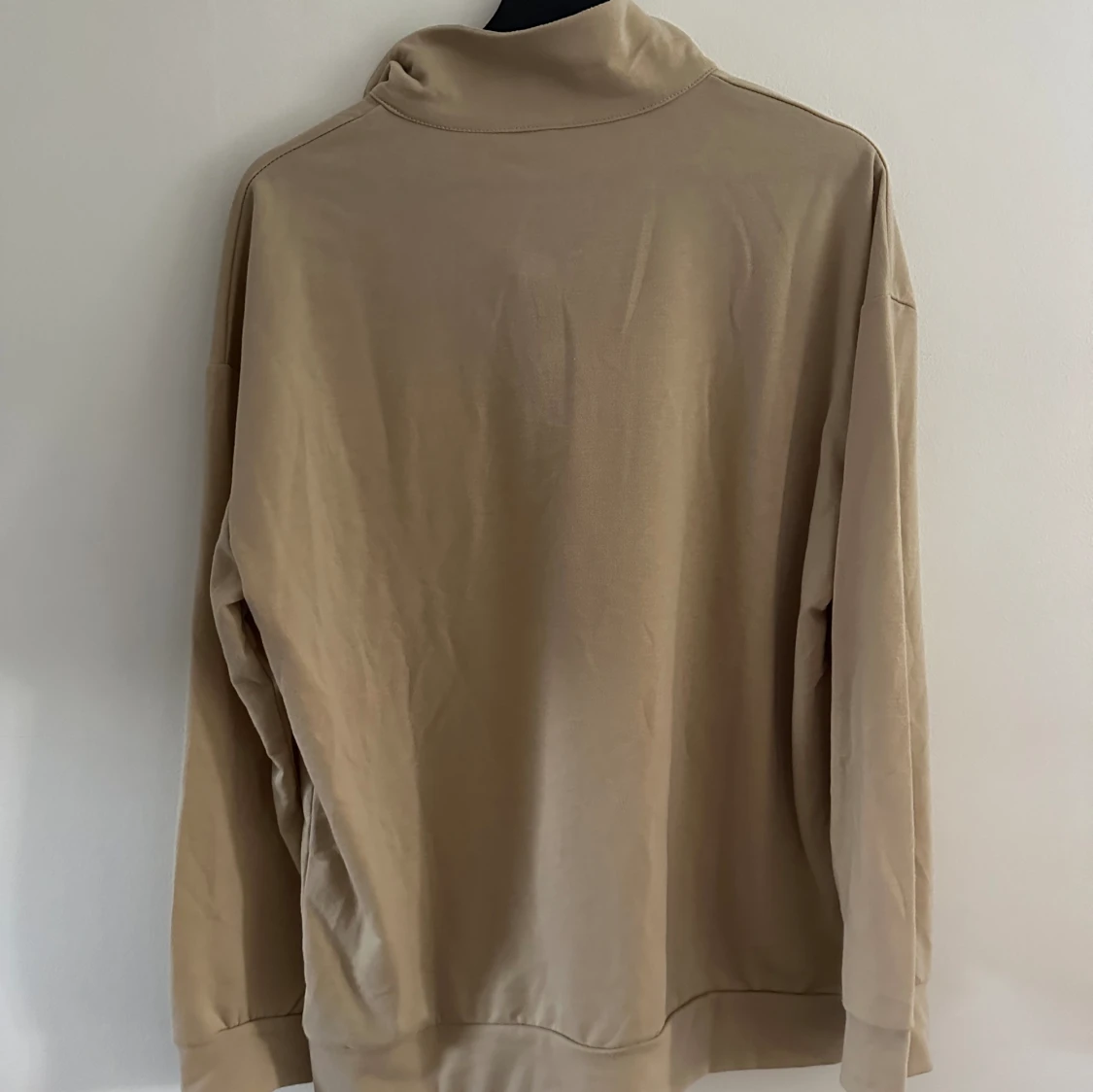 Beige tröja - 90