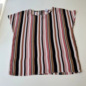 Blus - Fin randig blus