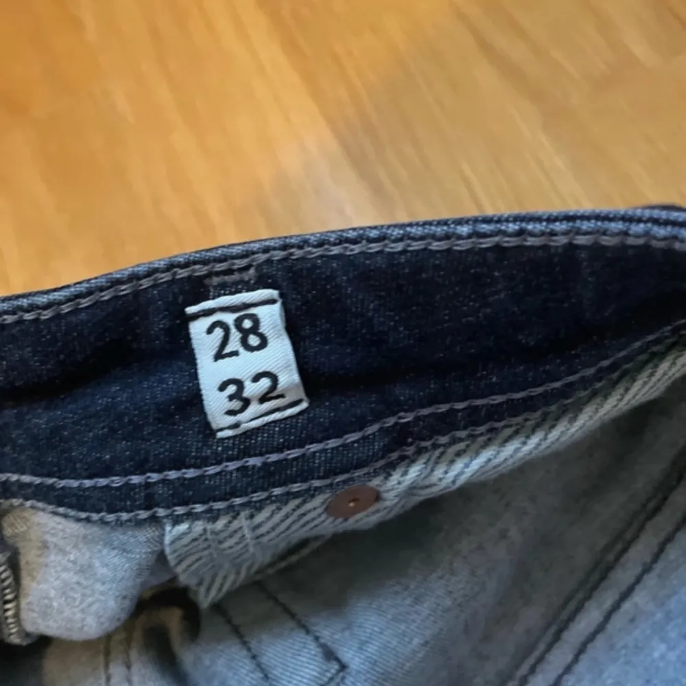 Slim jeans glenn från jack and jones i storlek 28/32. Jeans & Byxor.