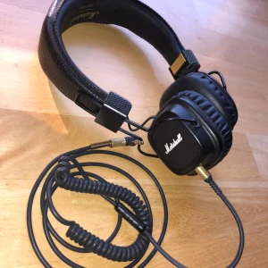 Marshall hörlurar  - Knappt använda 