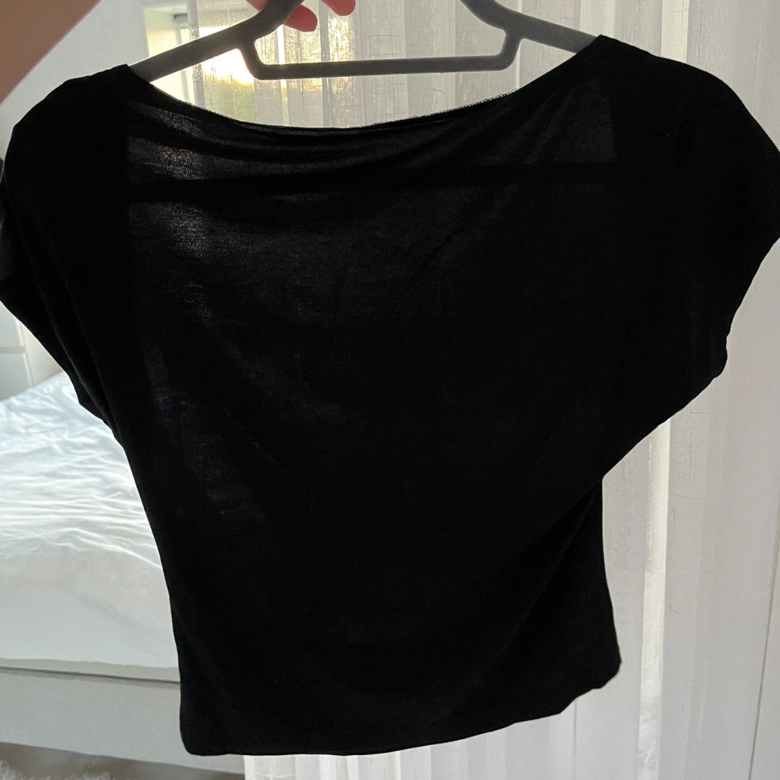 Topp med öppen rygg - 90