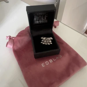 Edblad ring 💕💗 - Jättefin och populär ring från edblad