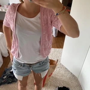 Supersöt kofta! - Rosa kofta i storlek 122/120 men passar s/xs