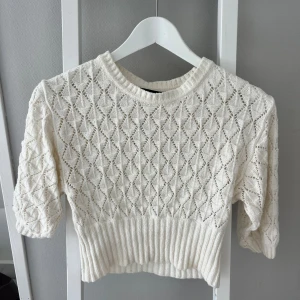 Stickad blus - Stickad blus ifrån bikbok 