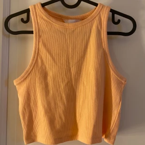 Kort linne  - Bra skick, normal i storleken 