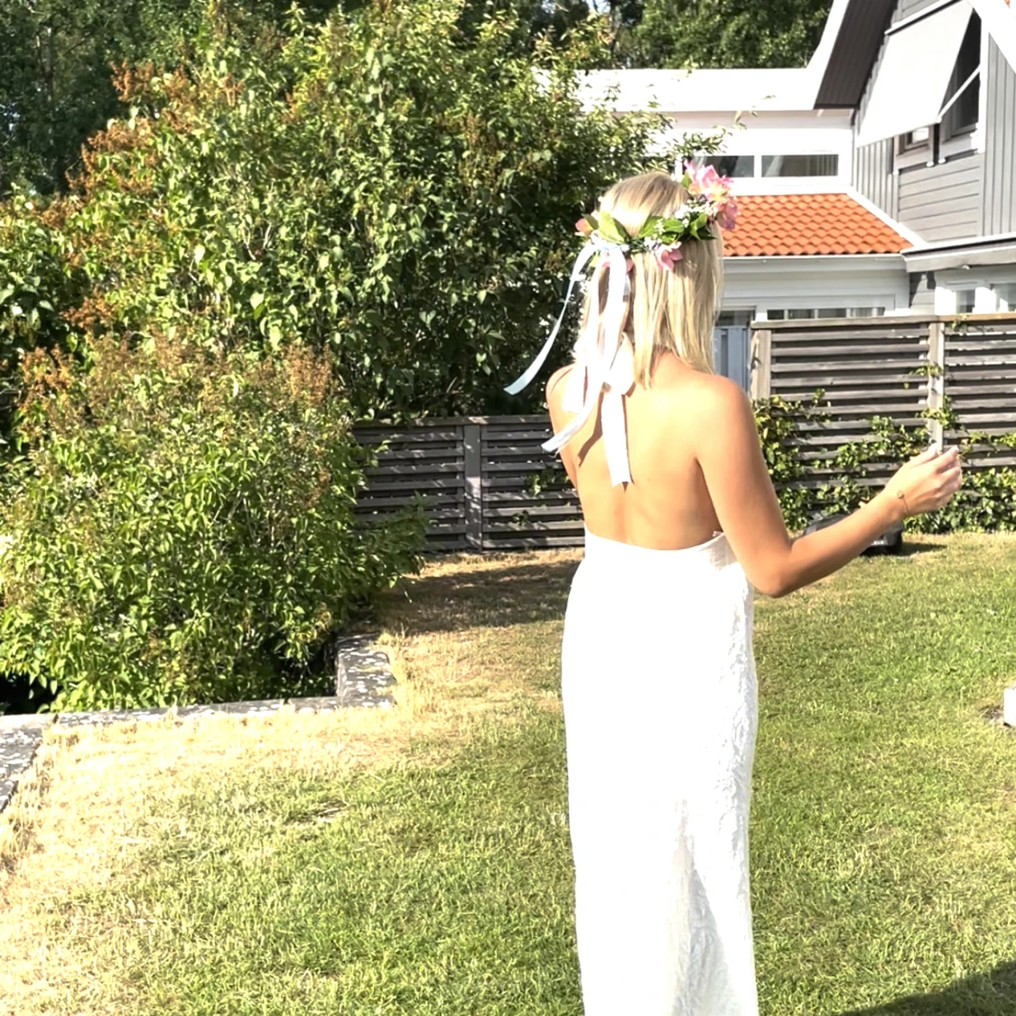 Vit halterneck klänning i spets - 90