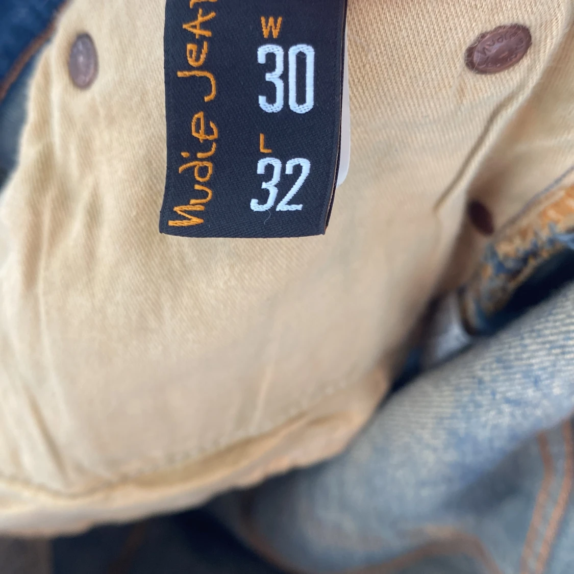 Blåa nudie jeans - 93