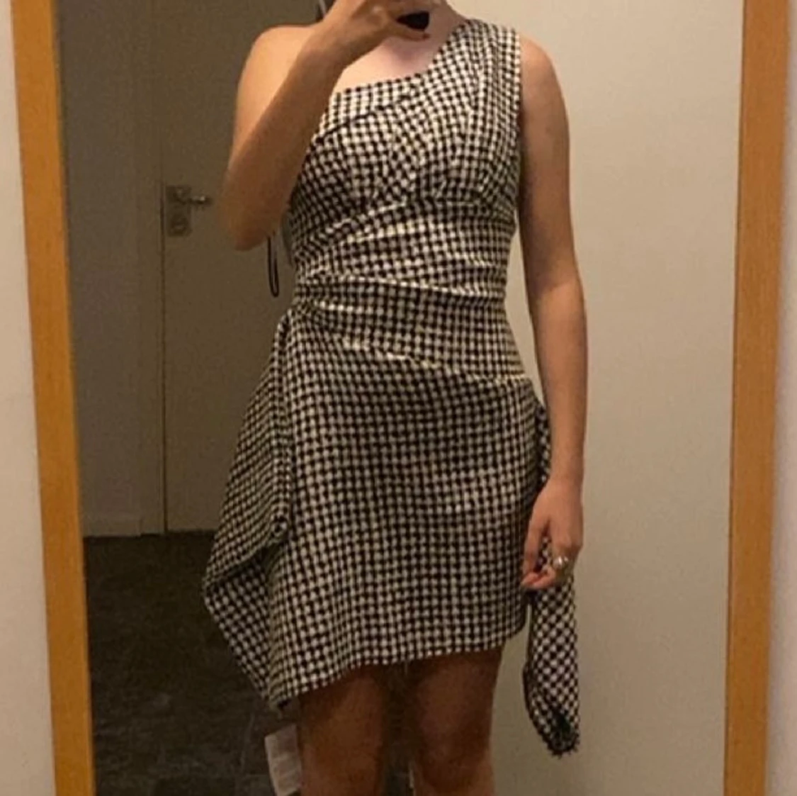 Rutig klänning - 93