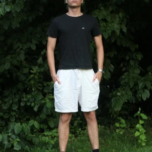 Lacoste T-shirt  - Skön svart Lacoste T-shirt!