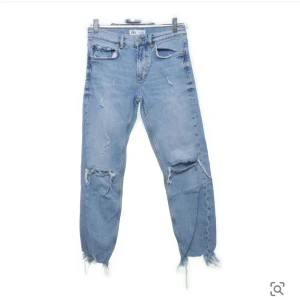 BOYFRIEND jeans - Zara byxor, andvända 2 ggr✨ storlek 34