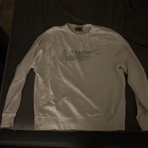 Nike tröja storlek M - Nike tröja storlek M