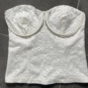 Topp - jätte söt topp från gina som jag tyvärr inte får nån användning av 🩷 helt oanvänd, endast testad❤️‍🔥(liten i storlek)