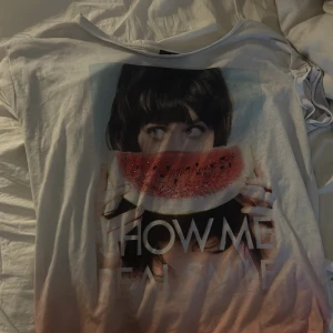 Tshirt - Vit tshirt tryck med katy perry