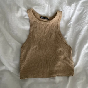 Linne - Ett beiget zara linne i mycket bra skick!