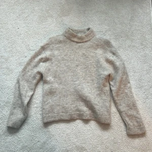 Stickad tröja  wool/alpaca blend - Super fin stickad tröja i alpaca. Från hm