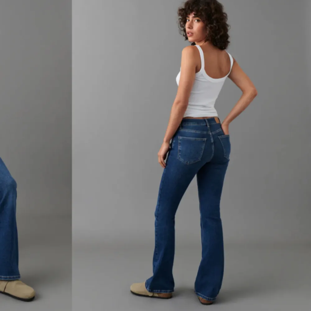 Köpta i januari, nypris 500kr. Inga defekter förutom att de har slitits liiite i hälarna pga att de är för långa, men inget märkbart pga att de endast är använda 3 gånger!❤️. Jeans & Byxor.