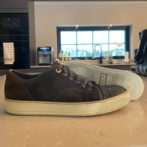 Lanvin cap toe - Lanvin cap toe | Strl: 6 (EU 41-42) | Skick: 7/10 | OG - Endast skor | Har av dig vid frågor | Mvh ReNew Closet UF