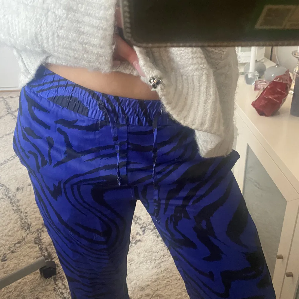 Ass snygga byxor som tyvärr inte kommer till användning . Jeans & Byxor.