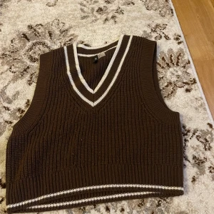 Topp - Säljer en topp skit snugg till tex kostymbyxor eller jeans 