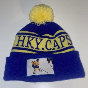 HKY.CAPS mössa! - Hej jag säljer min hky.caps mössa pga ingen användning av den. (Riktigt bra skick!)