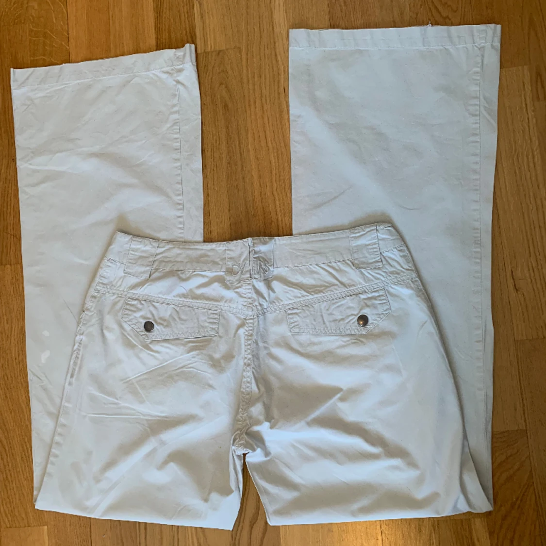 Lågmidjade byxor  - 90