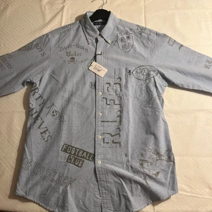 Ralph lauren skjorta - Oanvänd Ralph lauren skjorta  Pris kan diskuteras 