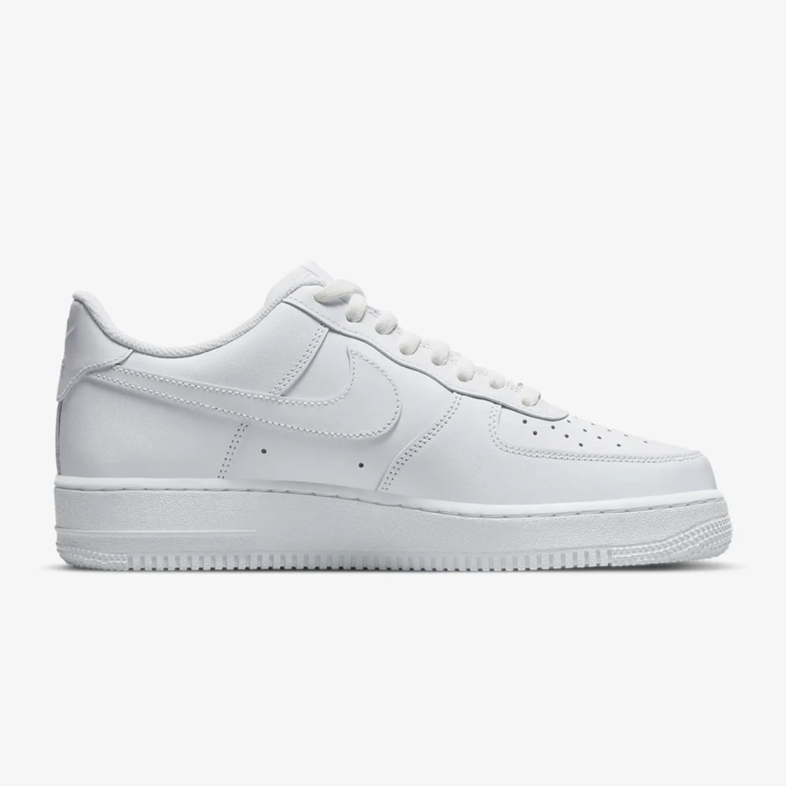 Helt nya Nike Air Force 1 skor. Tillgängliga i alla storlekar. - 91
