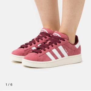 Adidas campus - Säljer mina adidas campus i storlek 40 rosa, sparsamt använda! Vita skosnören och box medföljer, skriv för egna bilder! 