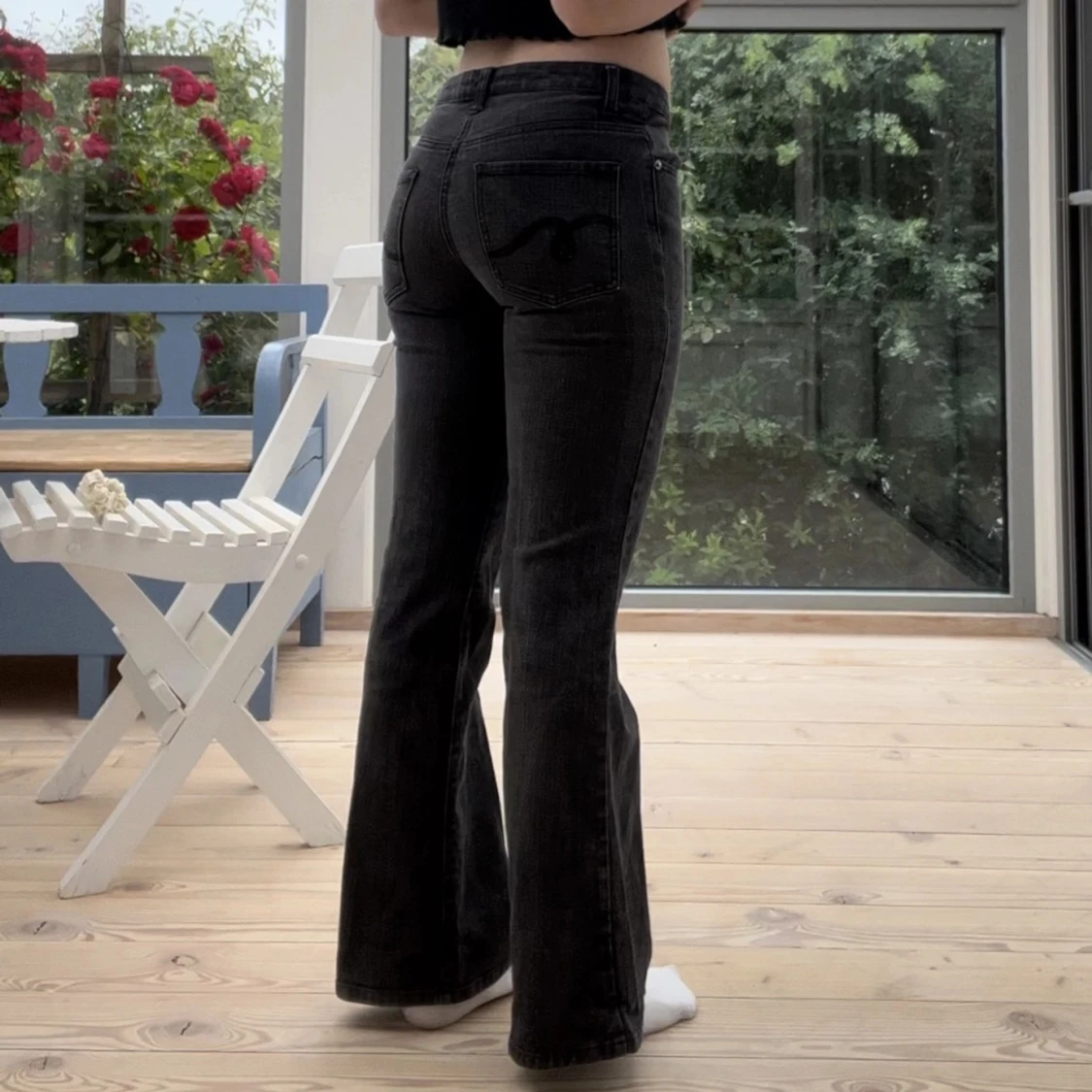 Lågmidjade svarta jeans - 90