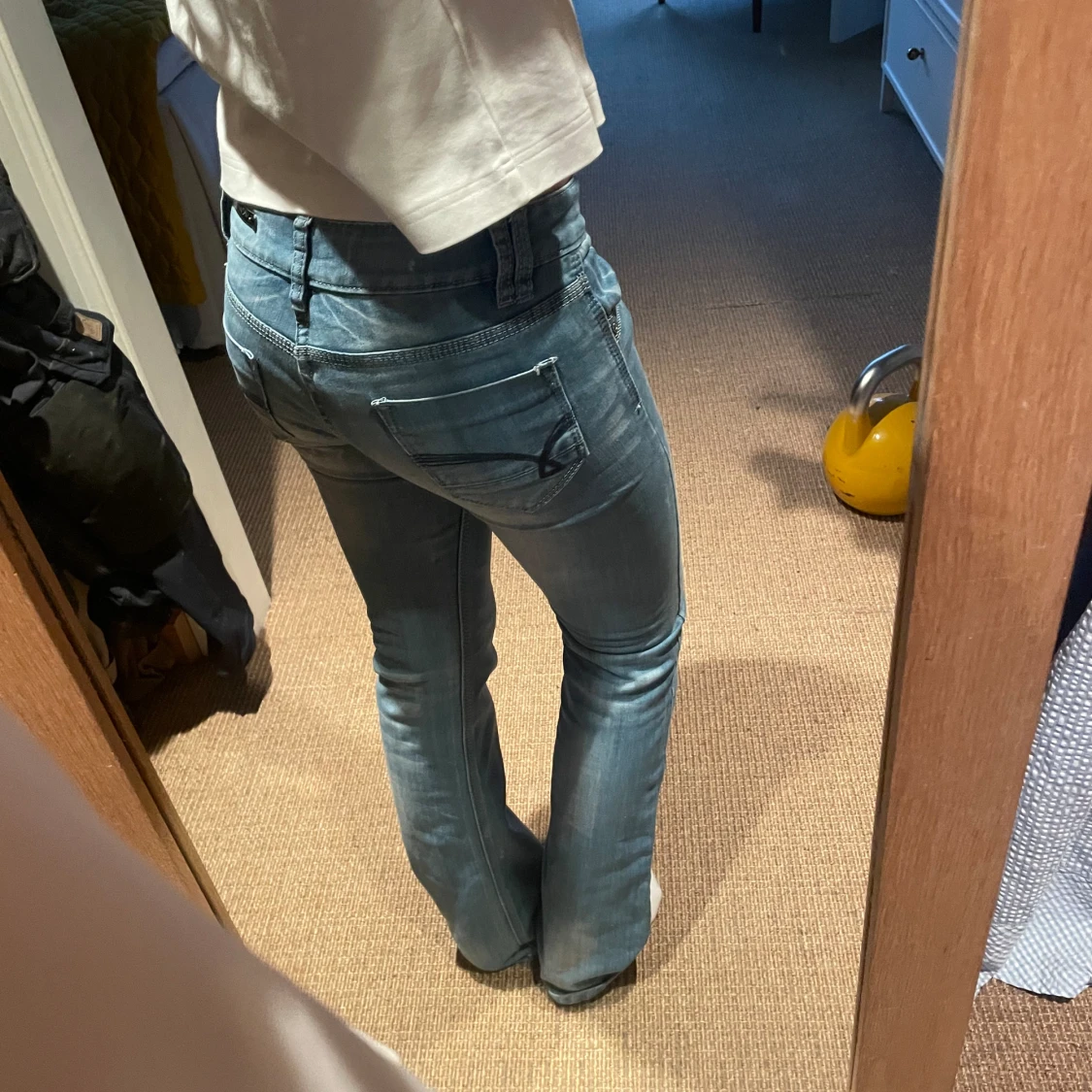 Low waist bootcut jeans - 90