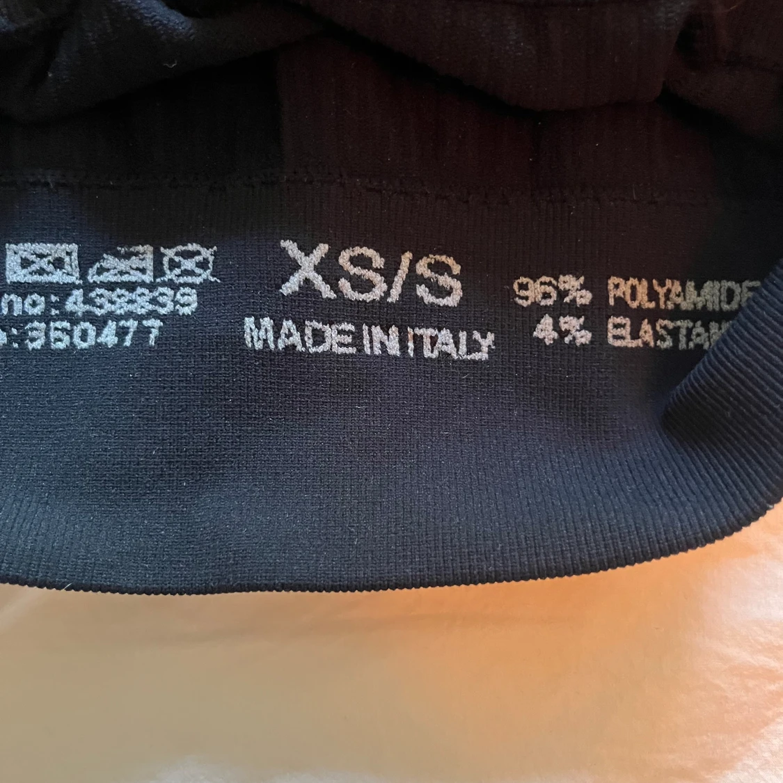 Svart träningströja - 92