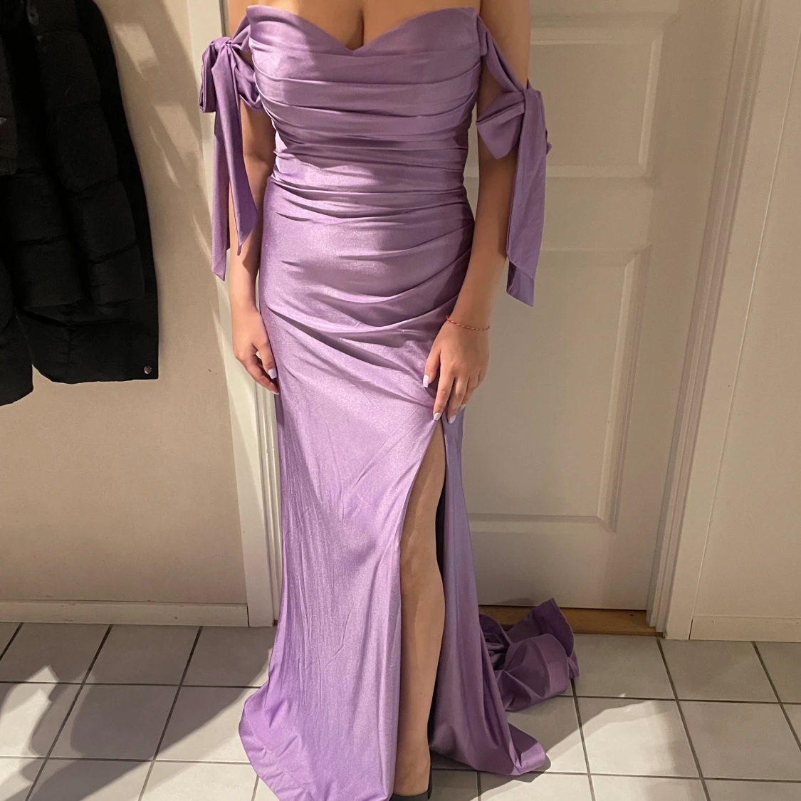 Lila mermaid klänning - 90